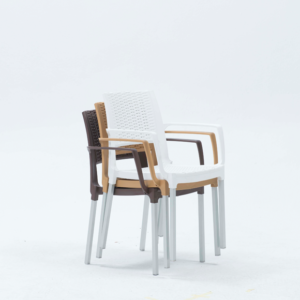 Chaise Rotin